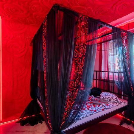 Jacuzzi - Love - Bdsm - Extra Luxury - Ev Chargger - Valentine'S Day - Red Room - Flexible Selfcheckins 28 زغرب المظهر الخارجي الصورة